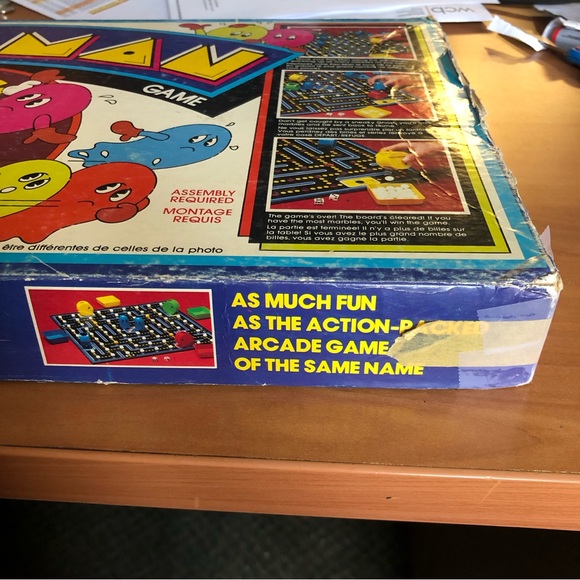 Vintage Pac-Man Game - Picture 3 of 9